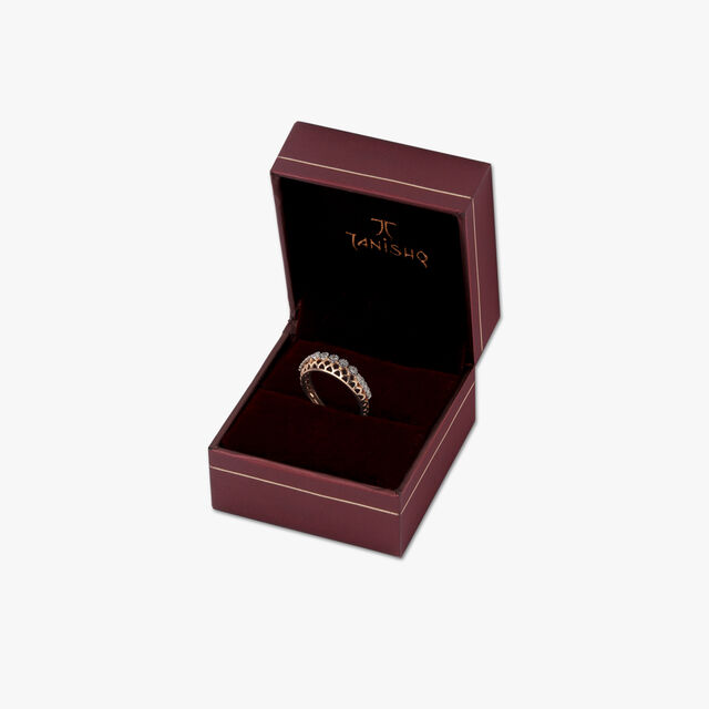 Majestic Mosaic Diamond Finger Ring 4