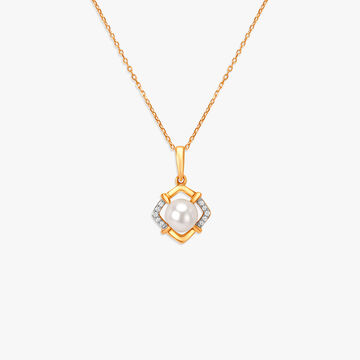 Sublime Pearl and Diamond Pendant with Chain