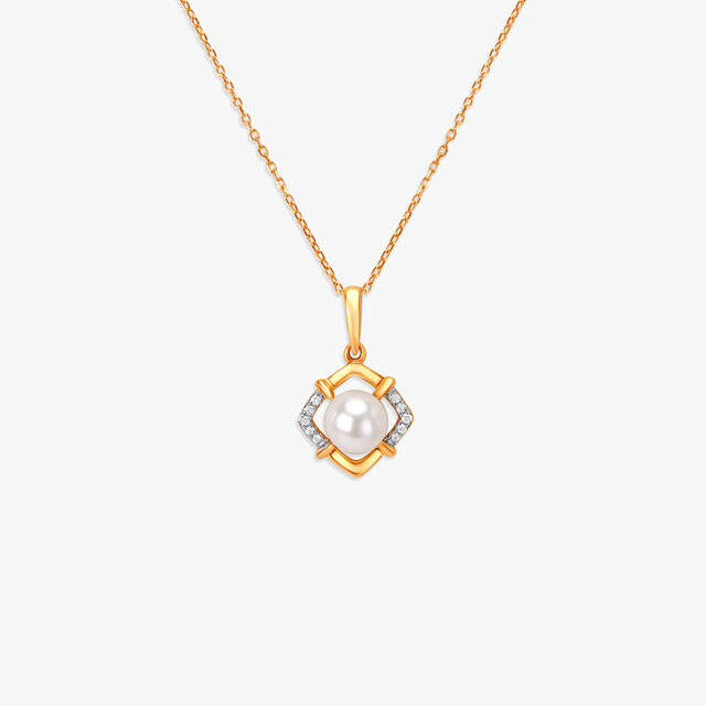 Sublime Pearl and Diamond Pendant with Chain