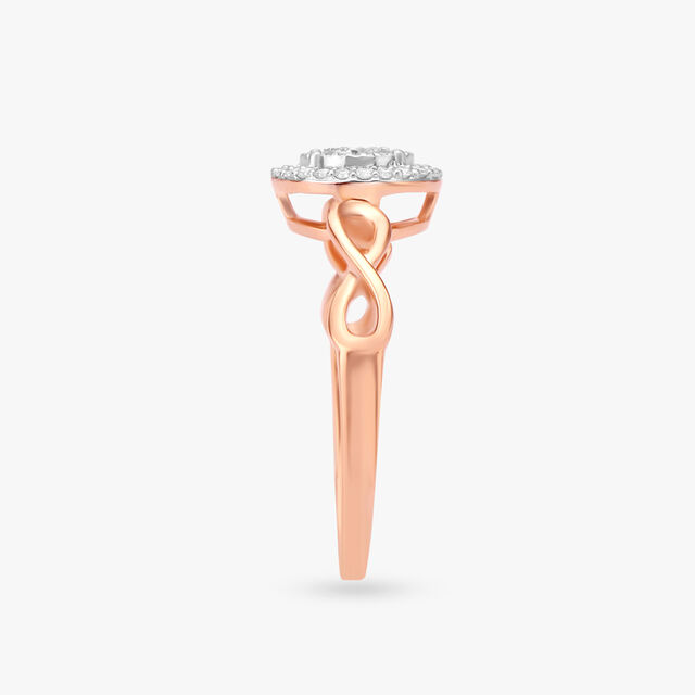 Infinity-Twist Diamond Finger Ring