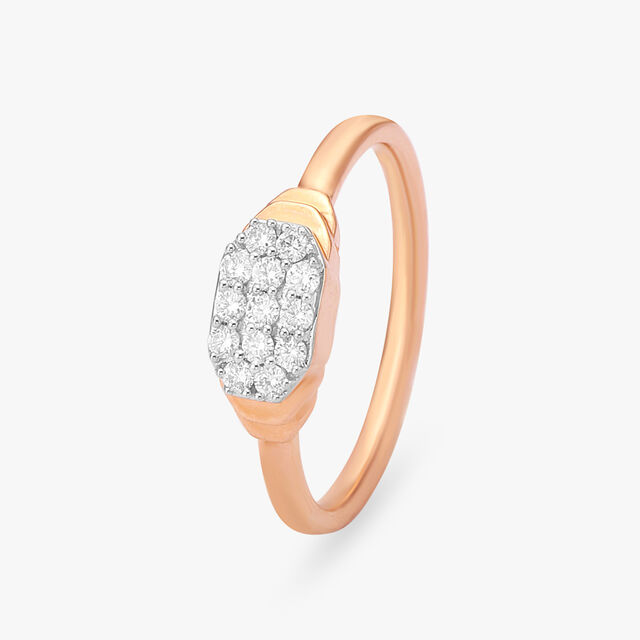 Radiant Diamond Finger Ring