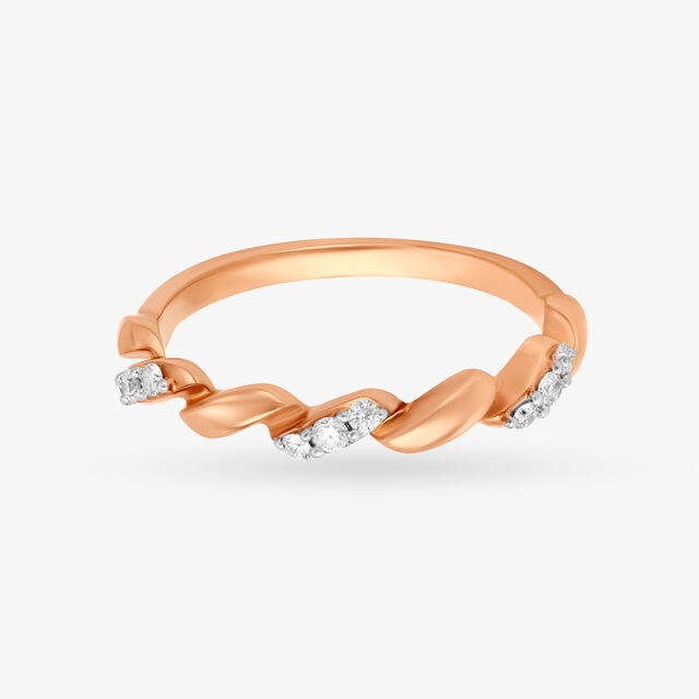 Elegant Waves Diamond Ring