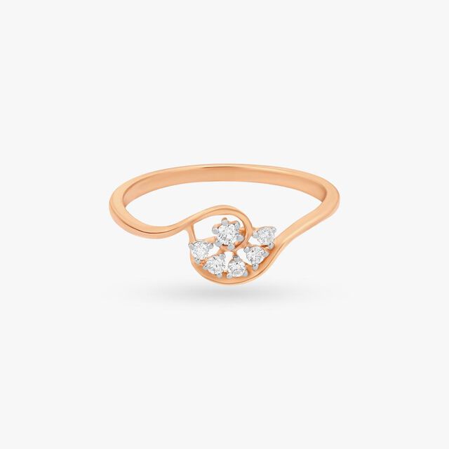 Semi Bloom Finger Ring