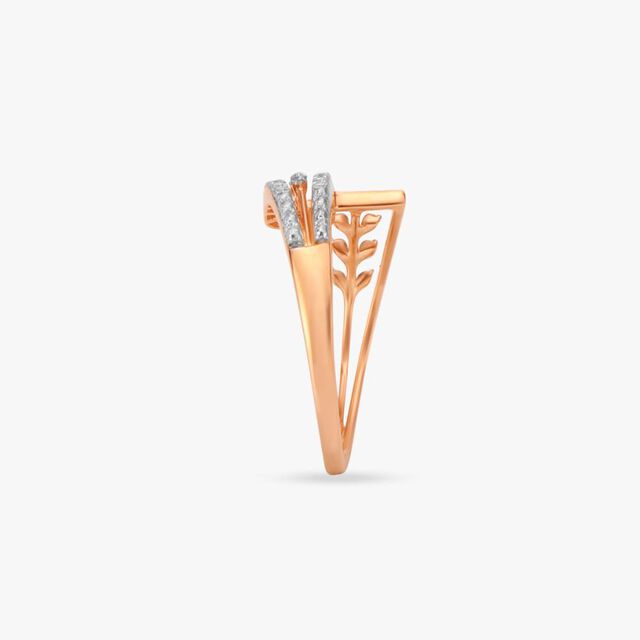 Radiant Lattice Diamond Finger Ring