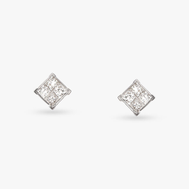 Gleaming Grace Diamond Stud Earrings 