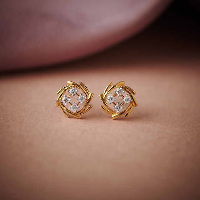 Tiny Radiance Diamond Stud Earrings 