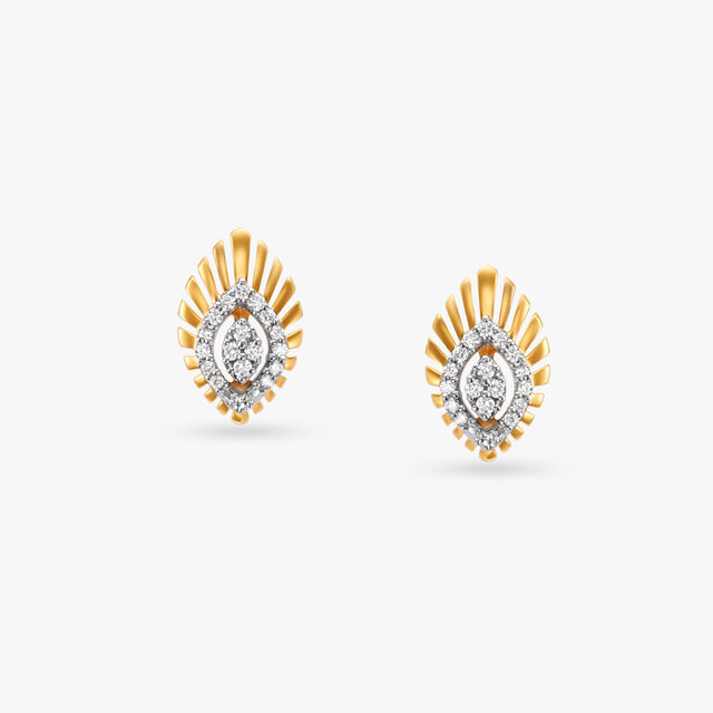 Vintage Elegance Diamond Stud Earrings 