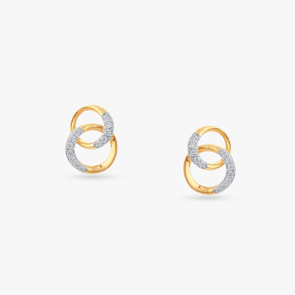 Buy Interlocking Circle Diamond Stud Earrings at Best Price | Tanishq UAE