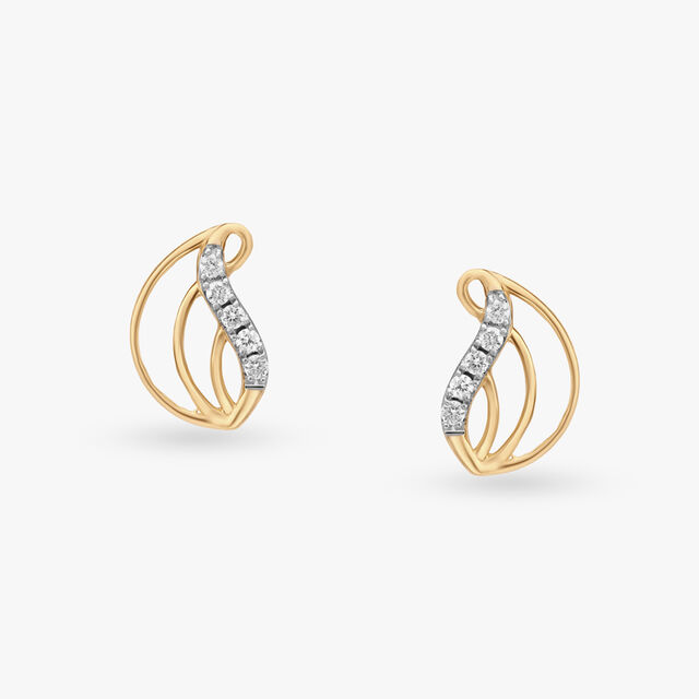 Delicate Glamor Diamond Stud Earrings 