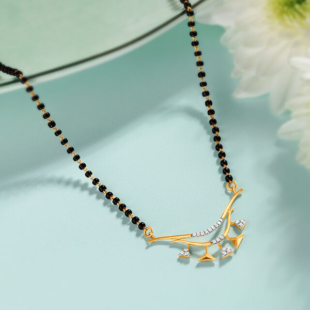 Elegant Geometric Diamond Mangalsutra 