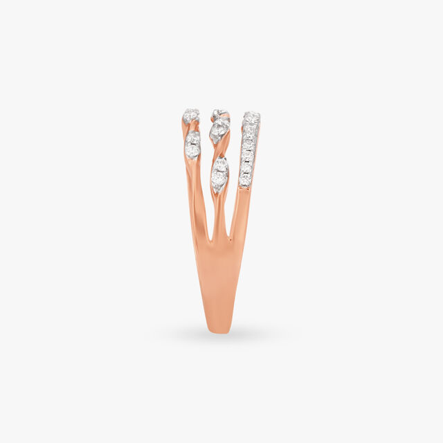 Captivating Woven Diamond Finger Ring