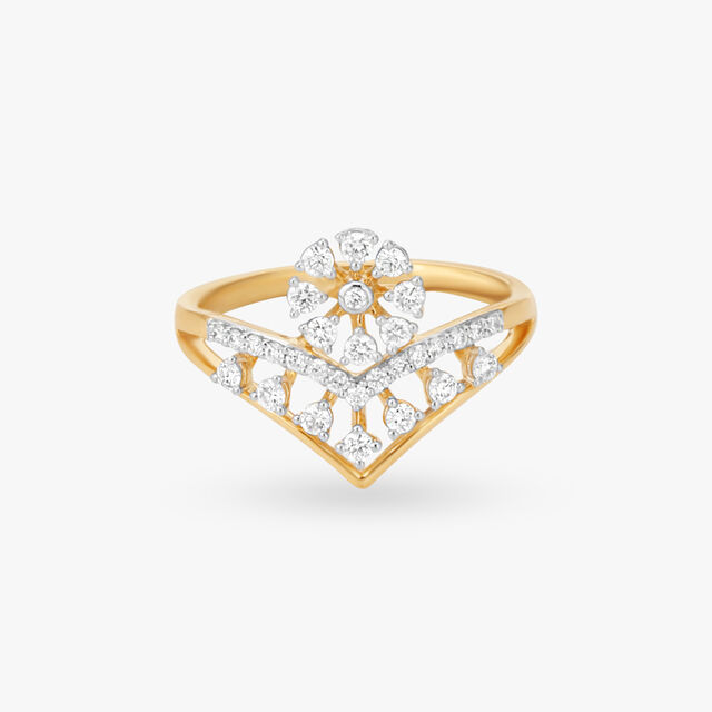 Royal Crest Diamond Finger Ring