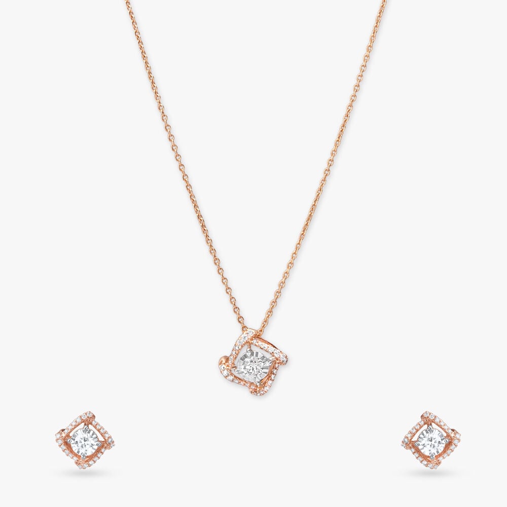 Tanishq diamond pendant with chain discount