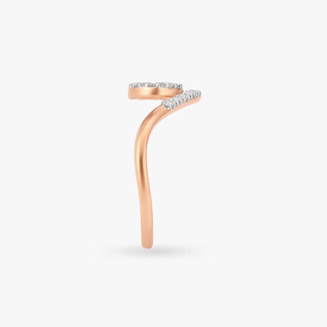 Glamorous Pave Diamond Finger Ring