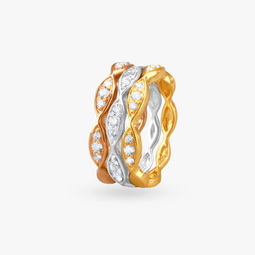 Eternal Waves Diamond Finger Ring