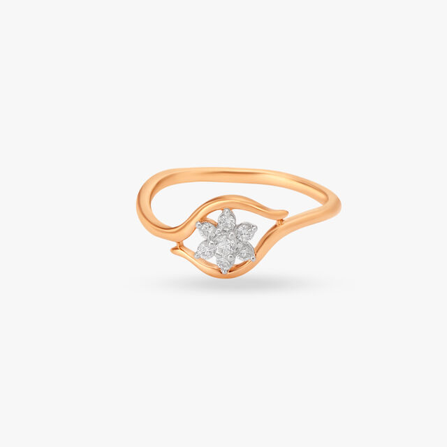 Alluring Classic Diamond Ring