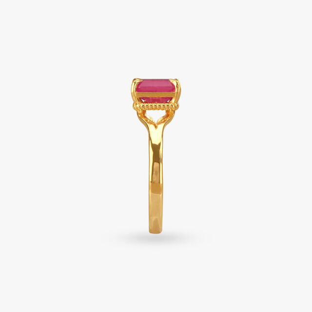Royal Ruby Gold Finger Ring 3