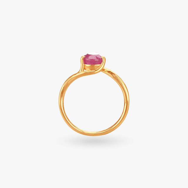 Ruby Radiance Gold Finger Ring 4