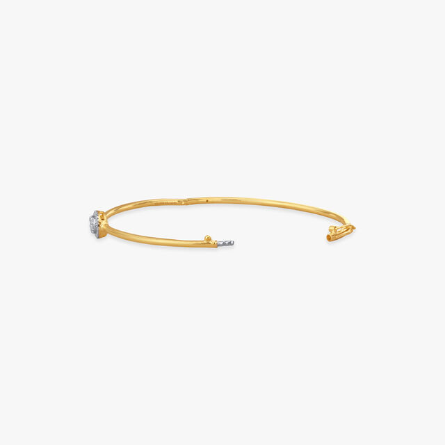 Regal Oval Diamond Bangle 2