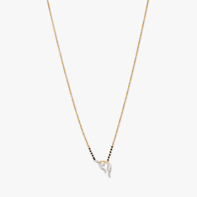 Luminous Twist Diamond Mangalsutra 3