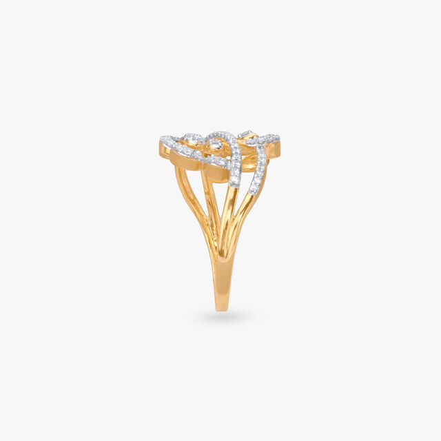Playful Petal Diamond Finger Ring