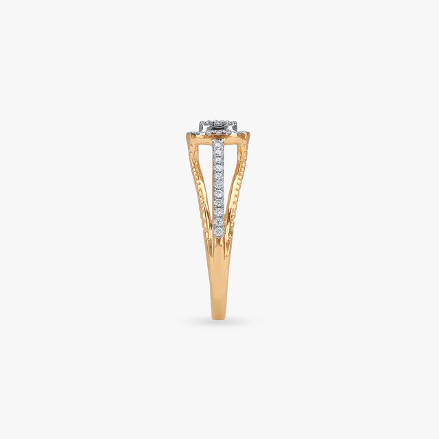 Cushion Halo Diamond Ring