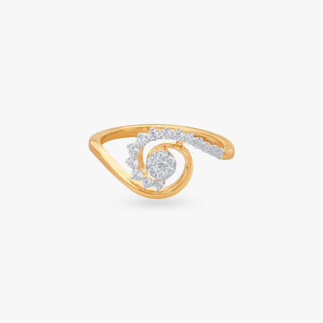 Curved Glow Diamond Ring