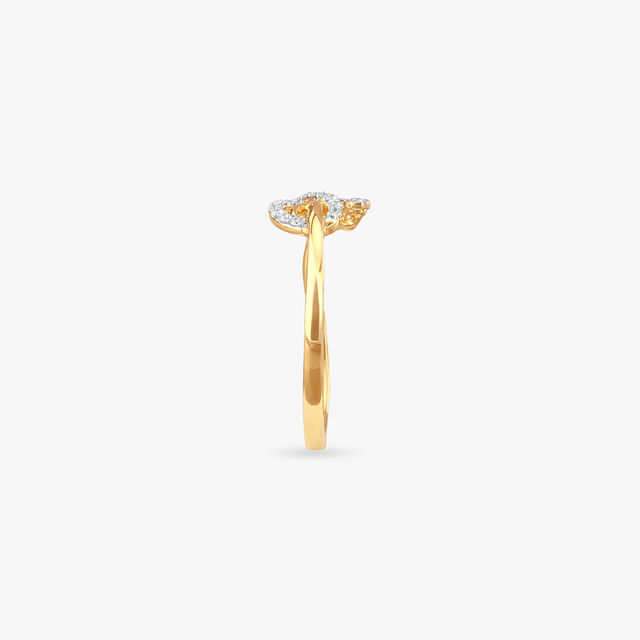 White Curl Diamond Ring