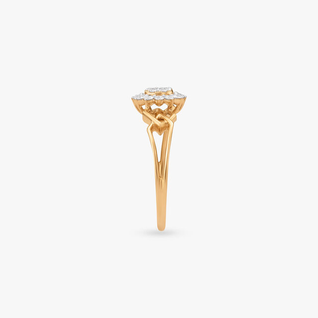 Tanishq 18KT Dimond Finger Ring