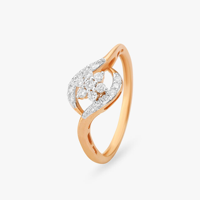 Radiant Diamond Finger Ring