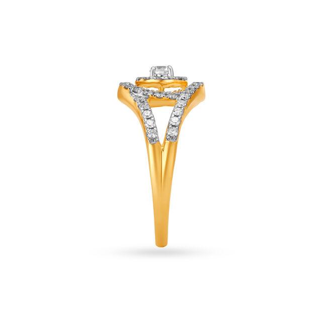 Dazzling Diamond Finger Ring