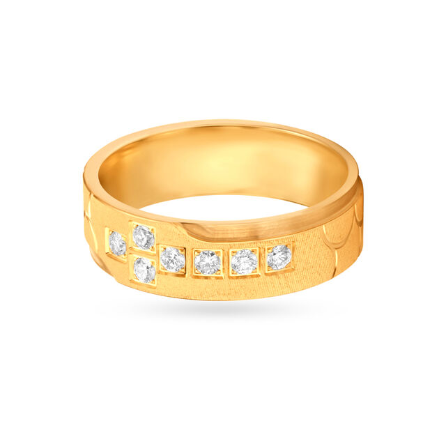 Diamond Studded Finger Band