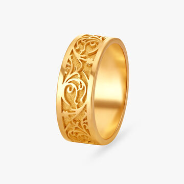 Timeless Engraved Gold Finger Ring