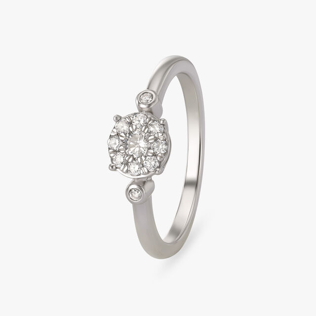Eminent Diamond Finger Ring
