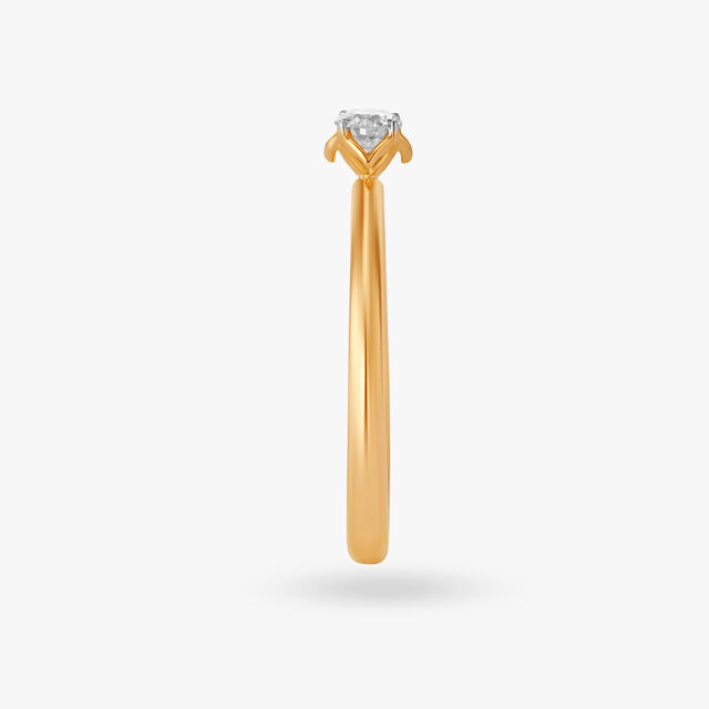 Classic Sparkle Diamond Finger Ring