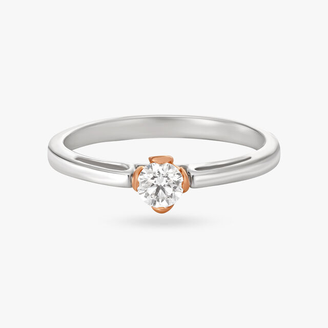 Iconic Diamond Finger Ring