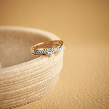 Ethereal Crossover Diamond Ring
