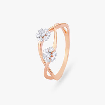 Curved Diamond Finger Ring