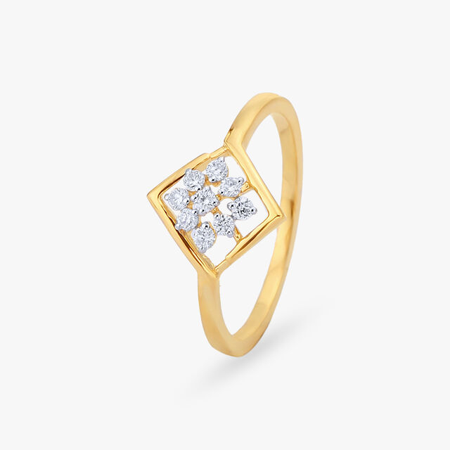 Dazzling Diamond Finger Ring