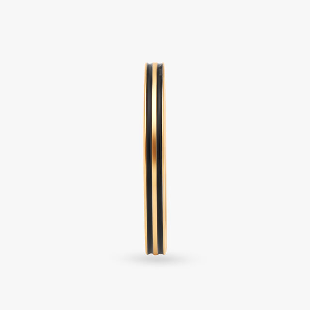 Sleek Gold Finger Ring
