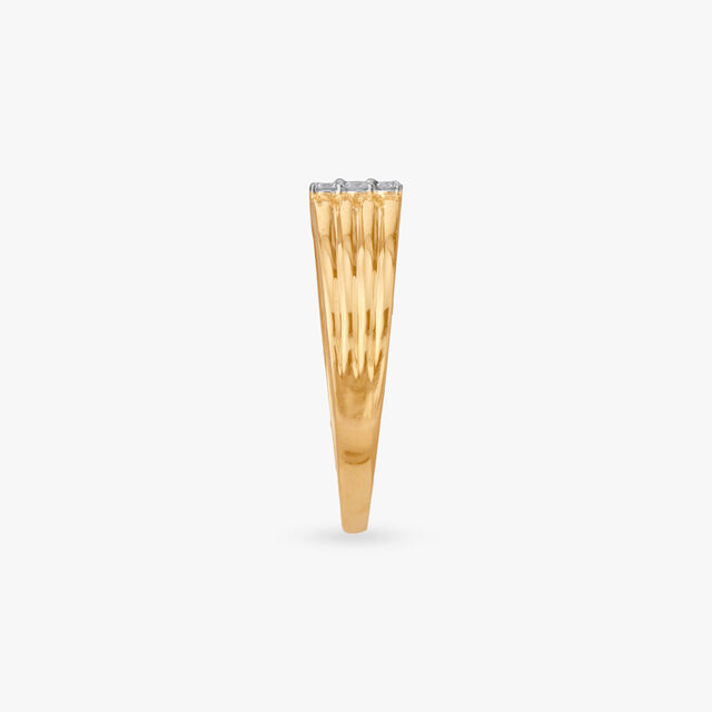 Radiant Facets Diamond Finger Ring for Men