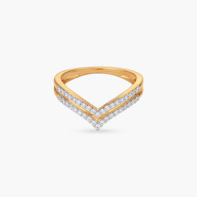 Modern Crest Diamond Finger Ring