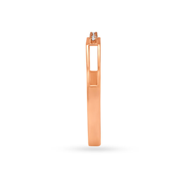 Sleek Finger Ring for Men