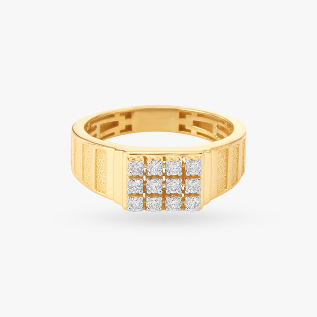Royal Majesty Diamond Finger Ring