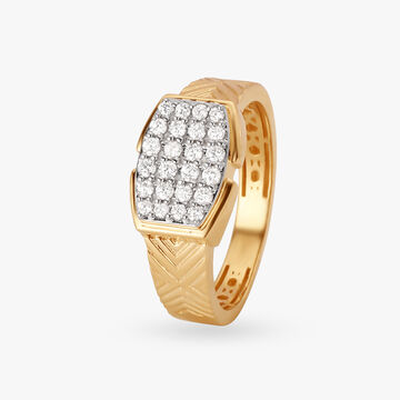 Distinguished Diamond Finger Ring for Men