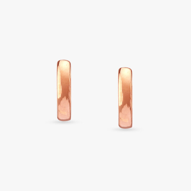 Sleek Chic Gold Hoop Earrings 4