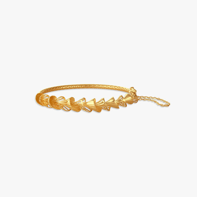 Swirl Play Gold Bangle 