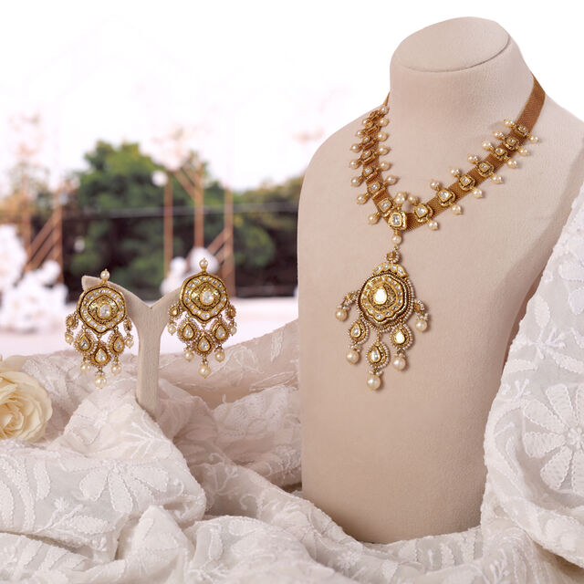 Mesmerising Necklace Set 