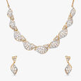 Eternal Flow Diamond Necklace Set 