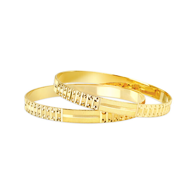 Gleaming Gold Bangle 